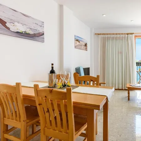 Apartamento 2 Dofi Apartment